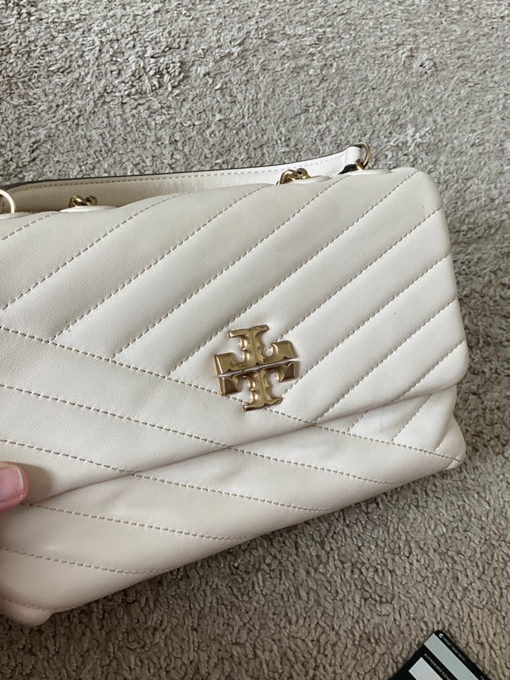 Tory Burch Kira Chevron Convertible Shoulder Bag in Cream with Gold Hardware - Picture 4 of 12